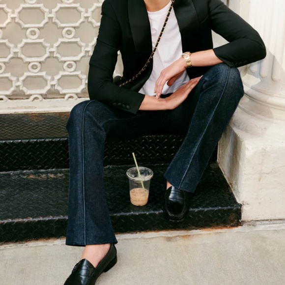 (NWT) SPANXshape™ Original EveryWear Zero Waistband Micro Flare Jeans - Picture 2 of 4